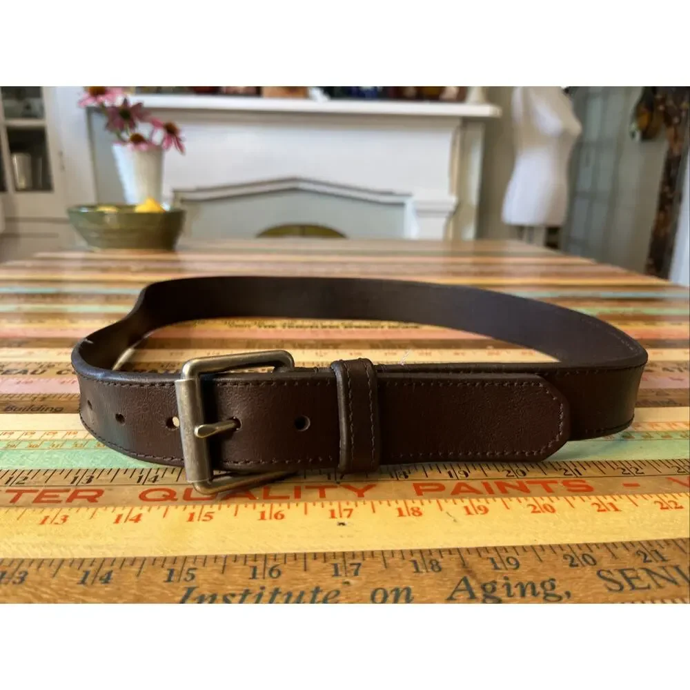 Levi’s Dark Brown Genuine Leather Belt Men’s M 34-36 Silver Buckle Hardware